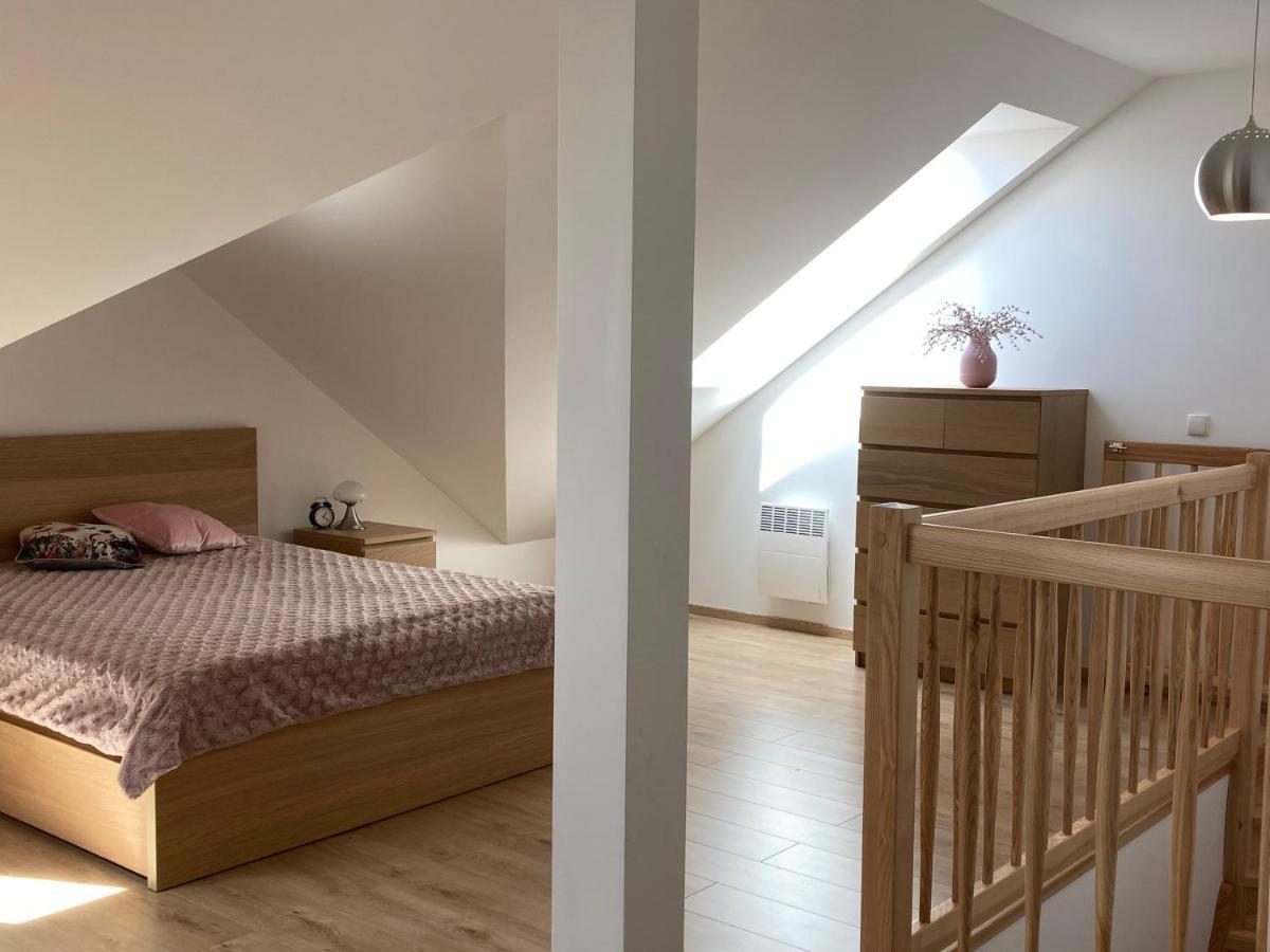Apartament Lebska Ostoja Zarnowska Екстериор снимка